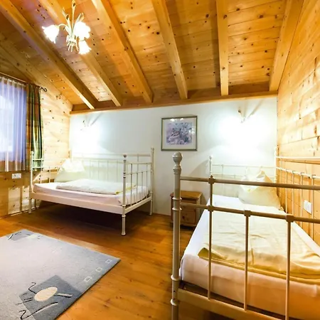 In Kitzbuehel Alps Near Hiking Trails 니데라우